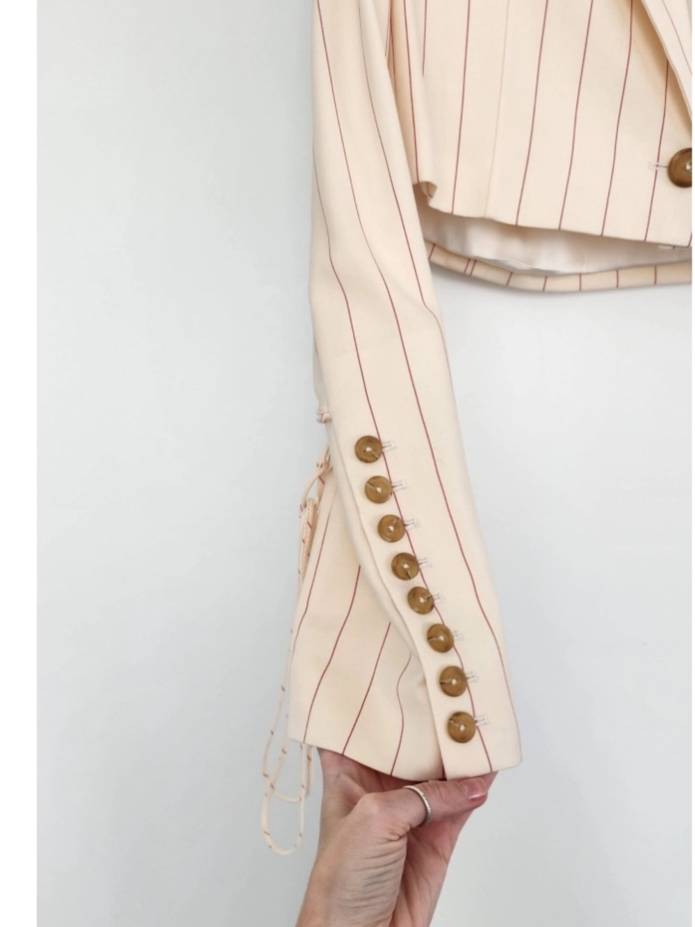 Orseund Iris Cream Pinstripe Box Cropped Blazer Jacket Size M AS SEEN ON ZENDAYA - Picture 7 of 7
